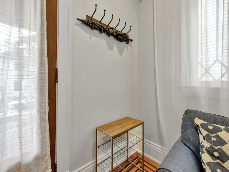 Modern 3br Cozy & Pet-friendly Retreat Holiday home Louisville
