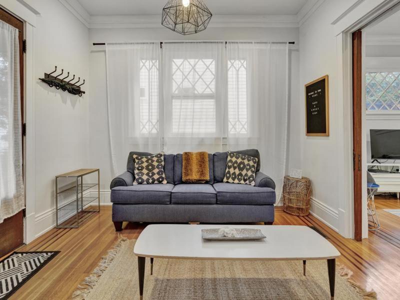 Modern 3br Cozy & Pet-friendly Retreat * Louisville