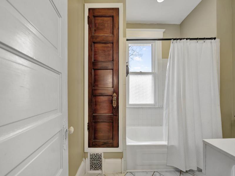 Modern 3br Cozy & Pet-friendly Retreat